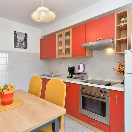 Apartments Milka 2074 Poreč Eksteriør billede