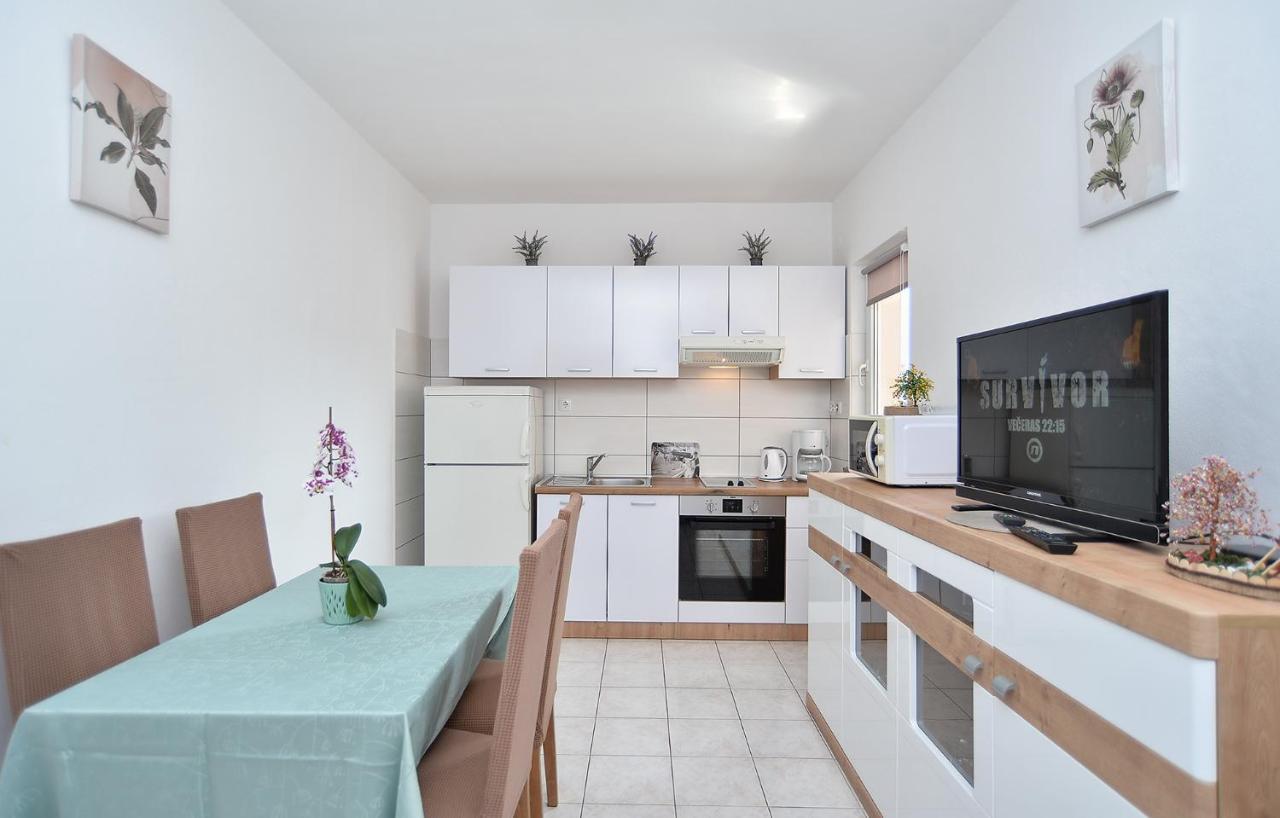Apartments Milka 2074 Poreč Eksteriør billede
