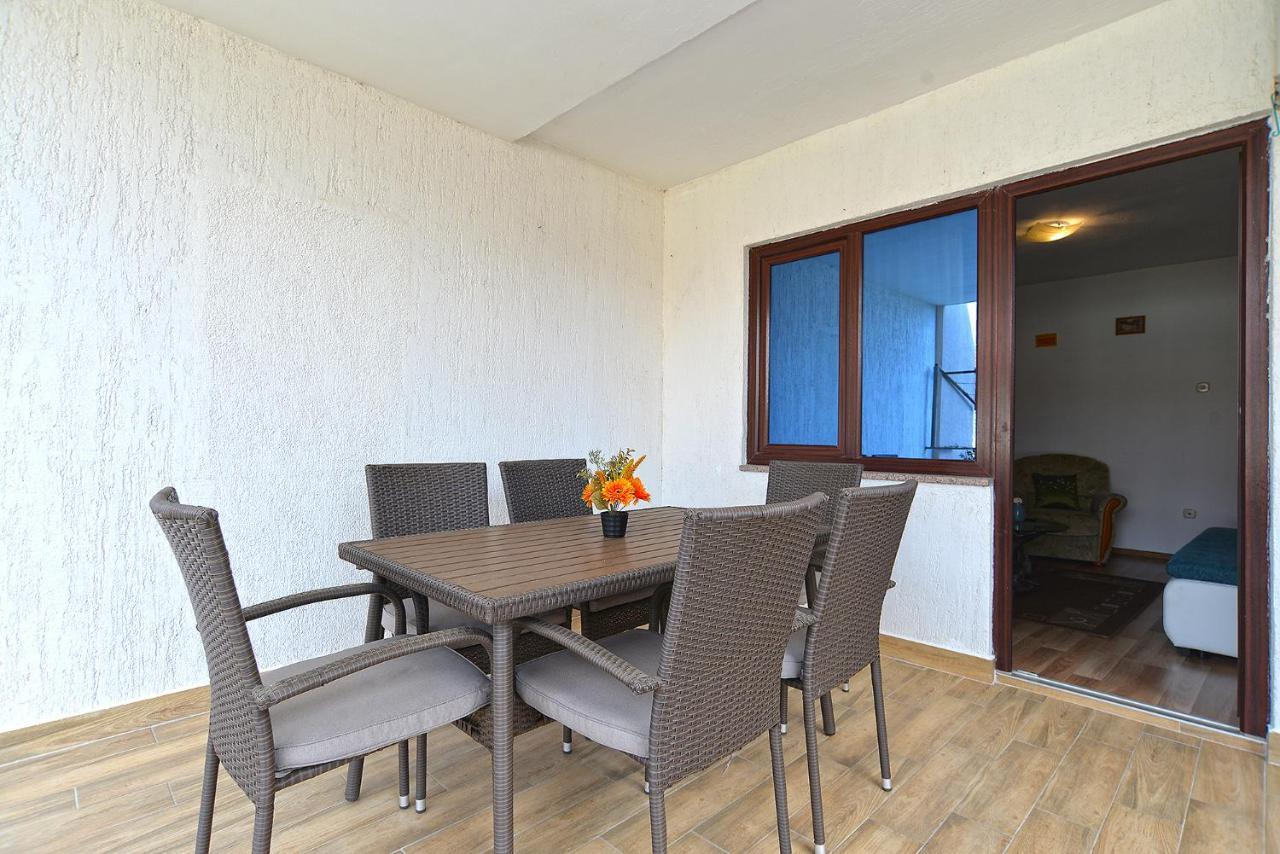 Apartments Milka 2074 Poreč Eksteriør billede