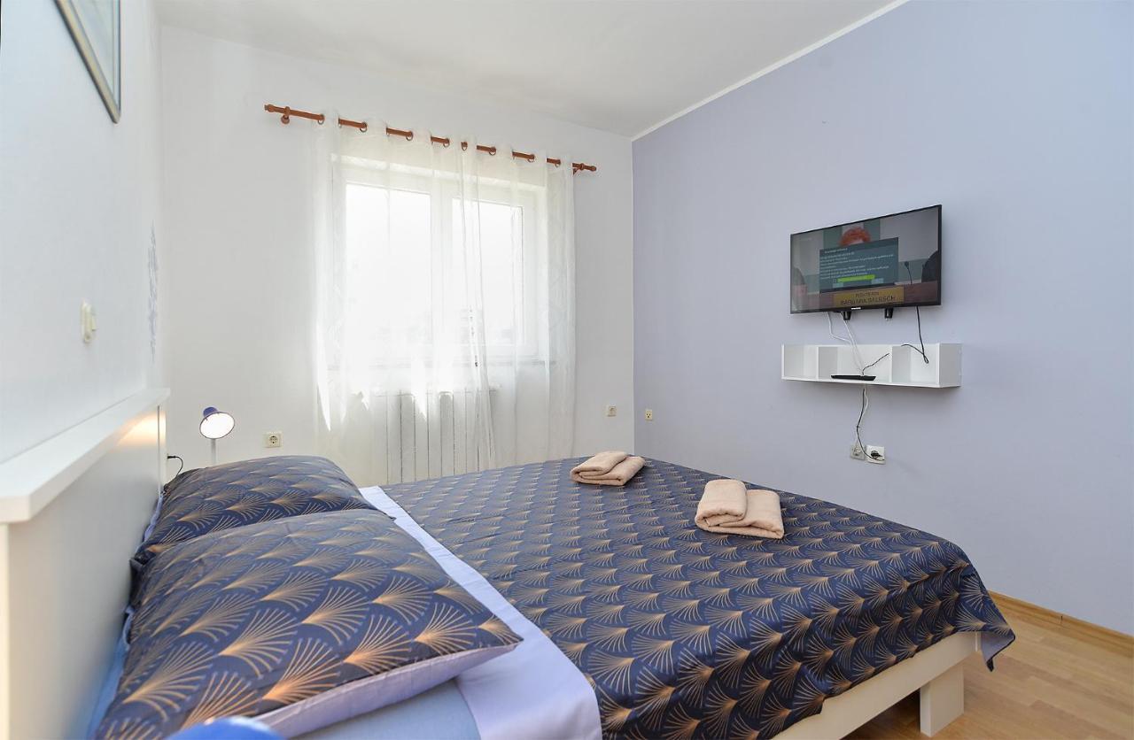 Apartments Milka 2074 Poreč Eksteriør billede