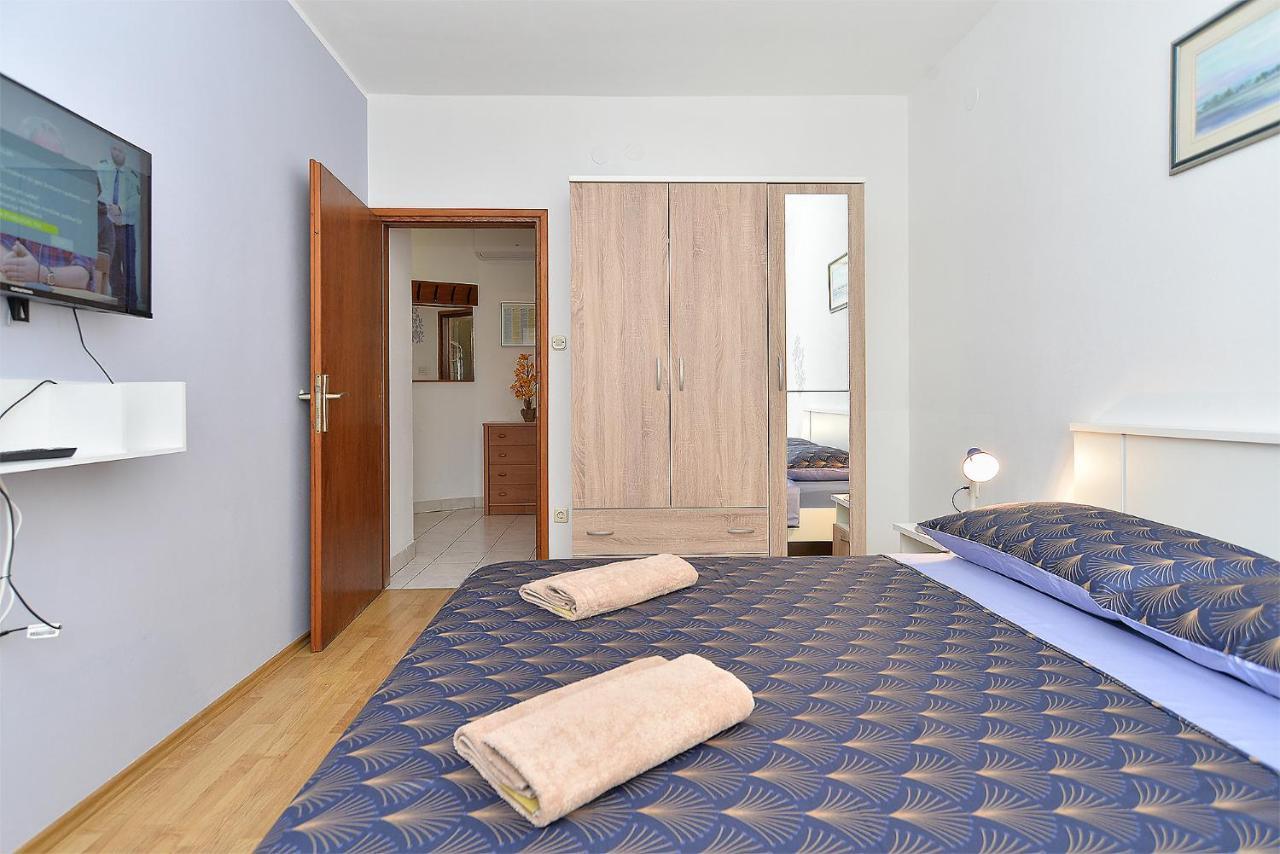 Apartments Milka 2074 Poreč Eksteriør billede
