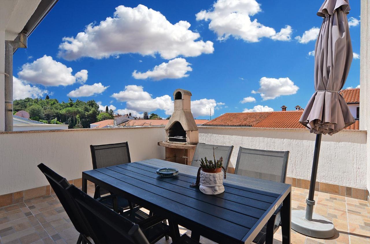 Apartments Milka 2074 Poreč Eksteriør billede