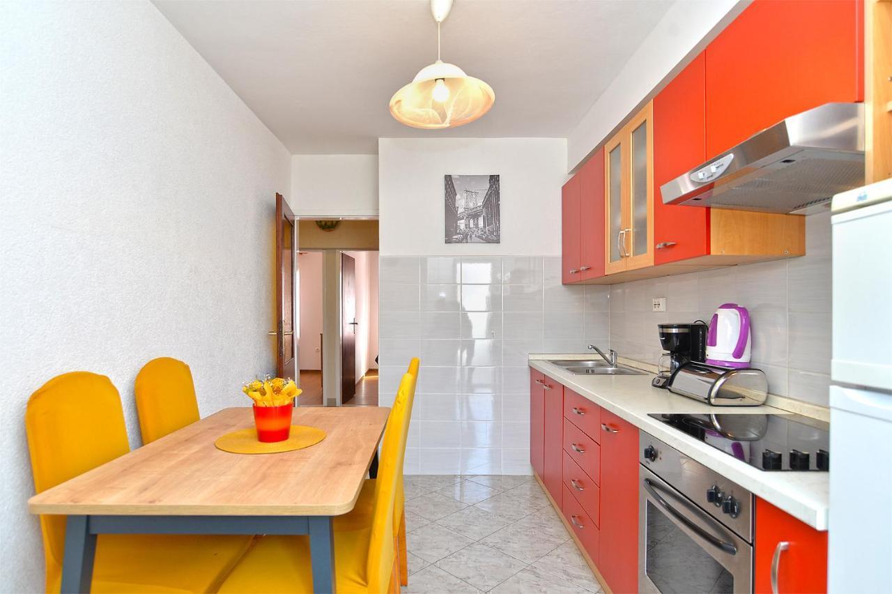 Apartments Milka 2074 Poreč Eksteriør billede